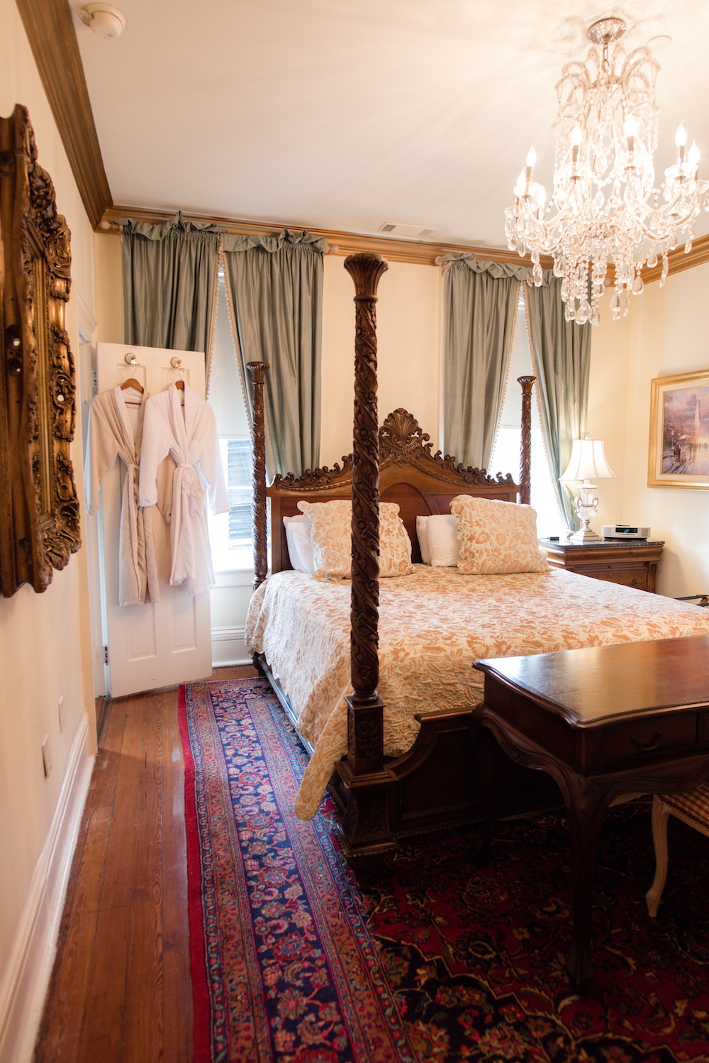 Renaissance Room | Justine Inn Savannah